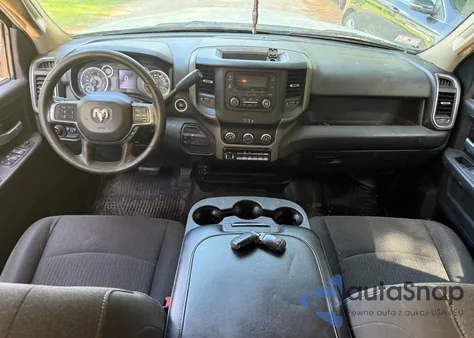 2019 Ram 3500 из США, поврежденный, VIN 3C7WRTCL8KG690976